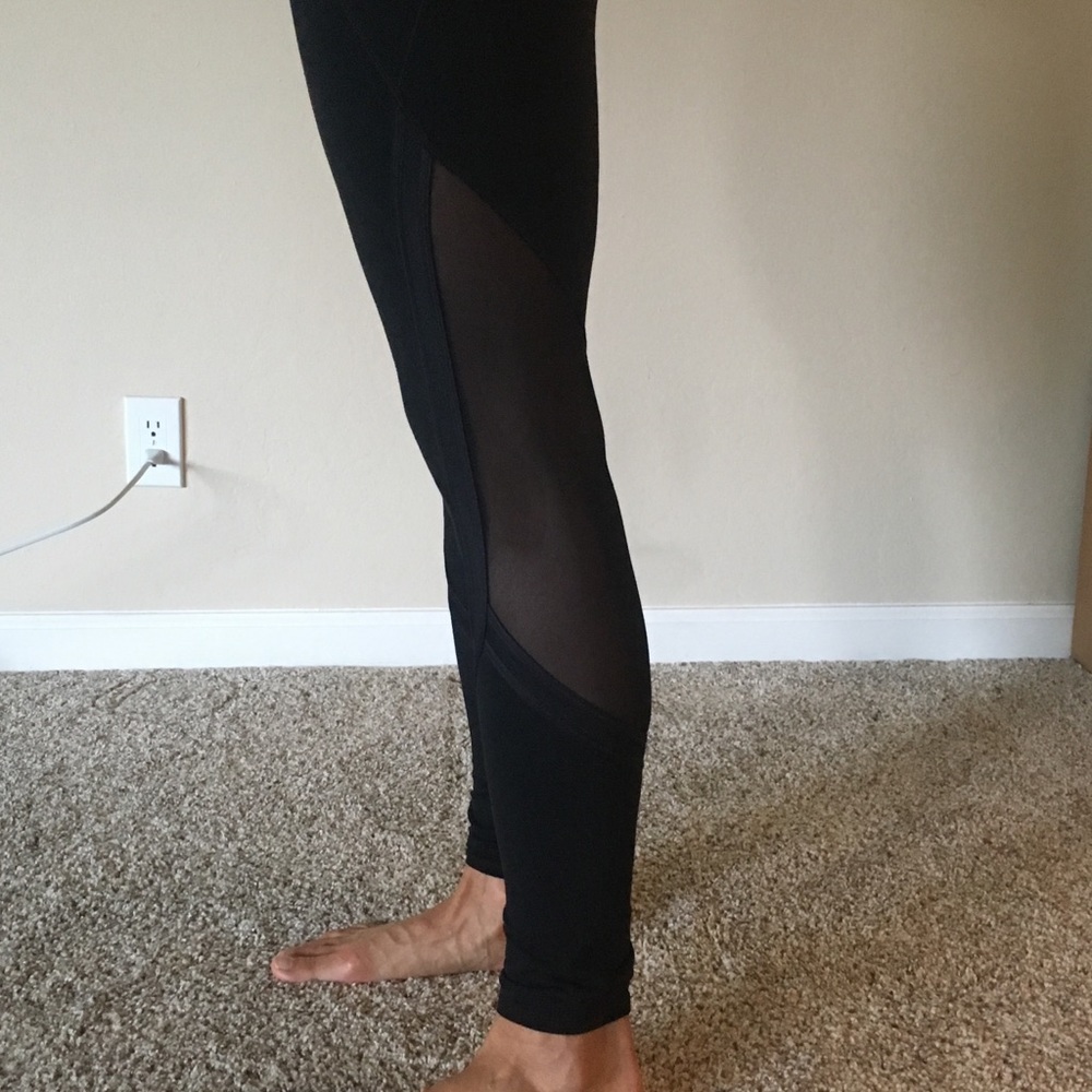 Athleta mesh yoga pants